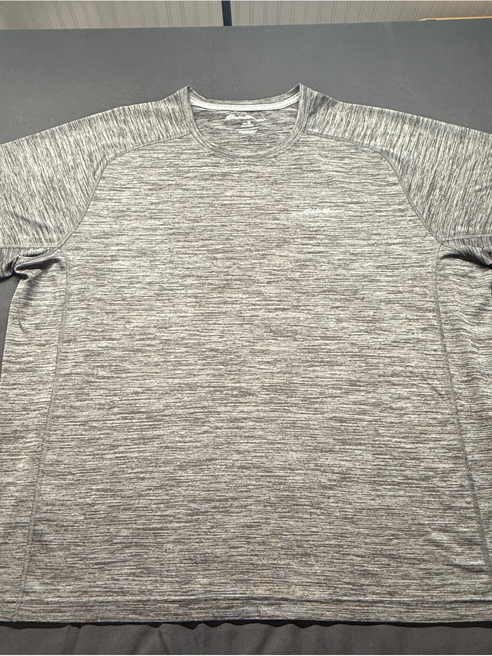 Eddie Bauer Mens Heathered Gray Long-Sleeve Crew
